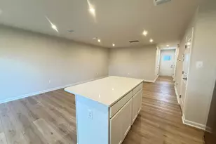 647 Laurelwood Cir, Winchester, VA 22601 - Photo 5