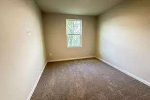 647 Laurelwood Cir, Winchester, VA 22601 - Photo 13