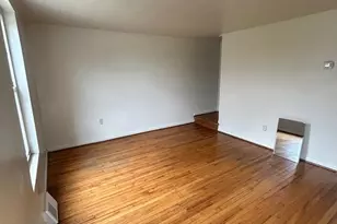 207 E Whitlock Ave, Winchester, VA 22601 - Photo 3