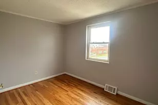 203 E Whitlock Ave, Winchester, VA 22601 - Photo 7