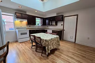 513 Van Fossen St, Winchester, VA 22601 - Photo 9