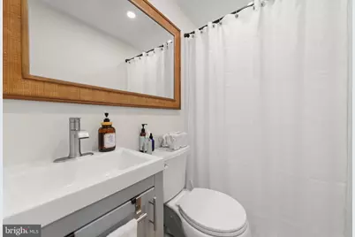 31 W Southwerk Street, Winchester, VA 22601 - Photo 23