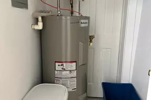 402 S Cameron St, Winchester, VA 22601 - Photo 11