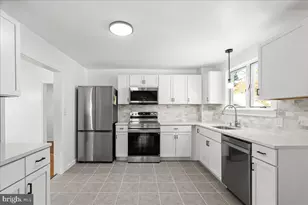 1025 S Loudoun St, Winchester, VA 22601 - Photo 7