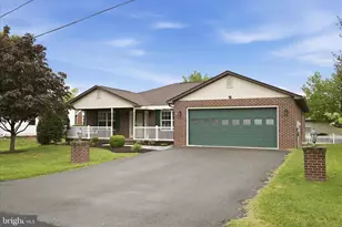 202 Russelcroft Rd, Winchester, VA 22601 - Photo 3