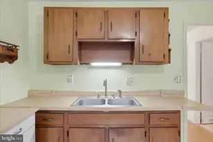 7 E Bond St, Winchester, VA 22601 - Photo 11