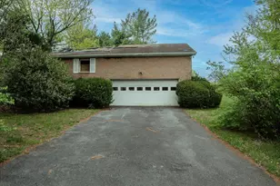 2700 Saratoga Dr, Winchester, VA 22601 - Photo 3