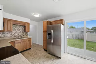 608 Dunlap St, Winchester, VA 22601 - Photo 7