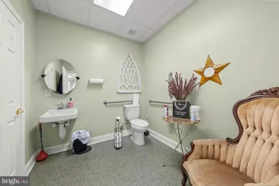 202 S Braddock Street, Winchester, VA 22601 - Photo 11