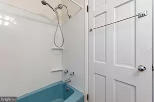 802 E Cork St, Winchester, VA 22601 - Photo 27
