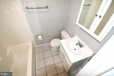 8 W Monmouth Street, Winchester, VA 22601 - Photo 17