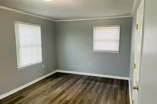 711 E Cork St, Winchester, VA 22601 - Photo 9