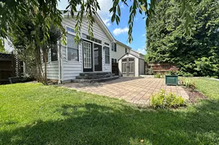 2066 Honeysuckle Ln, Winchester, VA 22601 - Photo 15