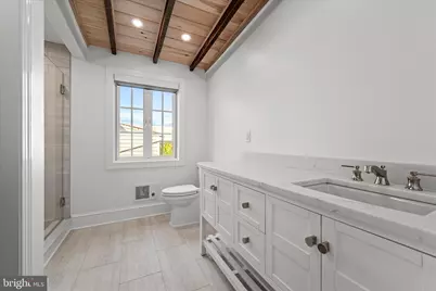 6 E Cecil St, Winchester, VA 22601 - Photo 25