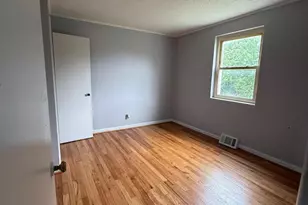 203 E Whitlock Ave, Winchester, VA 22601 - Photo 3