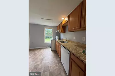 203 E Whitlock Avenue, Winchester, VA 22601 - Photo 7