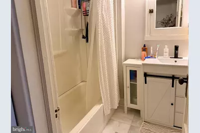 422 Clifford Street W #1, Winchester, VA 22601 - Photo 11