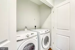 210 E Boscawen St, Winchester, VA 22601 - Photo 15