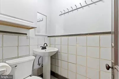 105 N Loudoun Street #1, Winchester, VA 22601 - Photo 11