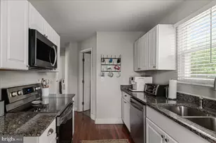 1044 Orchard Ave, Winchester, VA 22601 - Photo 9