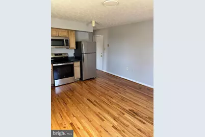 E Whitlock Avenue #B, Winchester, VA 22601 - Photo 5
