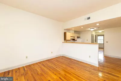 7 W Piccadilly Street #F, Winchester, VA 22601 - Photo 5