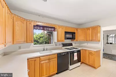443 Fairmont Avenue, Winchester, VA 22601 - Photo 3