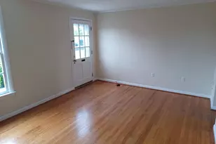 222 E Whitlock Ave, Winchester, VA 22601 - Photo 3