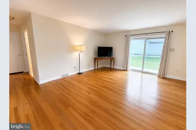 302 Wentworth Drive, Winchester, VA 22601 - Photo 5