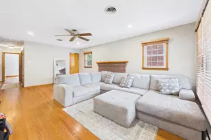 225 Fox Dr, Winchester, VA 22601 - Photo 5