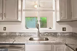 209 N Washington St, Winchester, VA 22601 - Photo 53