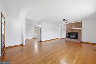 101 Locust Avenue, Winchester, VA 22601 - Photo 9