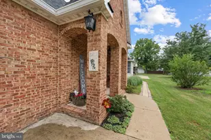687 Woodland Ave, Winchester, VA 22601 - Photo 5
