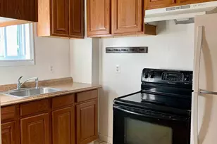 221 Baker St, Winchester, VA 22601 - Photo 15