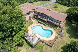 517 Merrimans Ln, Winchester, VA 22601 - Photo 5