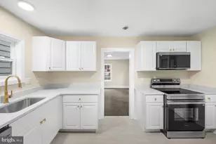 21 E Germain St, Winchester, VA 22601 - Photo 27