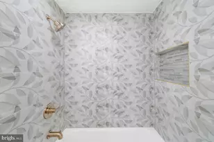21 E Germain St, Winchester, VA 22601 - Photo 11
