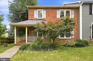 913 Orchard Hill Dr, Winchester, VA 22601 - Photo 1