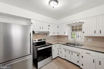 31 E Germain Street, Winchester, VA 22601 - Photo 13