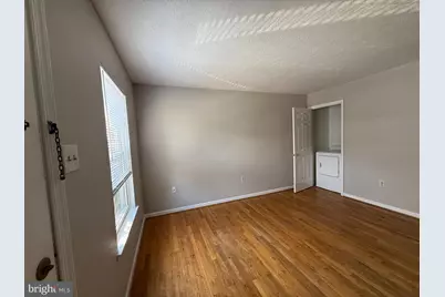 305 Avon Court, Winchester, VA 22601 - Photo 5