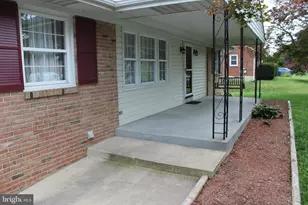 252 Fox Dr, Winchester, VA 22601 - Photo 3