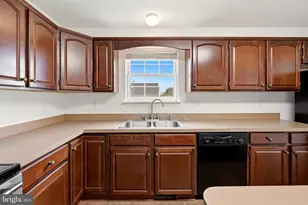 2068 Stoneleigh Dr, Winchester, VA 22601 - Photo 15
