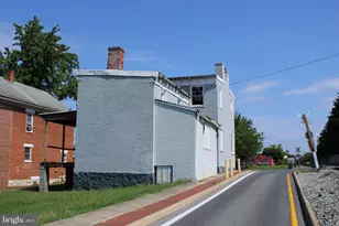 224 Sharp St, Winchester, VA 22601 - Photo 9