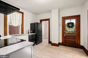 322 E Piccadilly, Winchester, VA 22601 - Photo 11