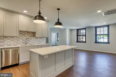 210 E Boscawen Street #201, Winchester, VA 22601 - Photo 1