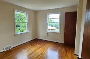 230 E Whitlock Ave, Winchester, VA 22601 - Photo 11