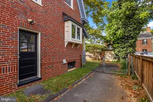 420 W Cork St, Winchester, VA 22601 - Photo 5
