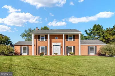 327 Ridge Avenue, Winchester, VA 22601 - Photo 1