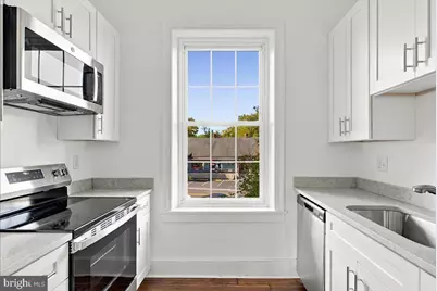 324 W Boscawen Street #5, Winchester, VA 22601 - Photo 3