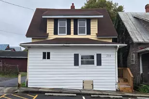 214 N East Ln, Winchester, VA 22601 - Photo 1